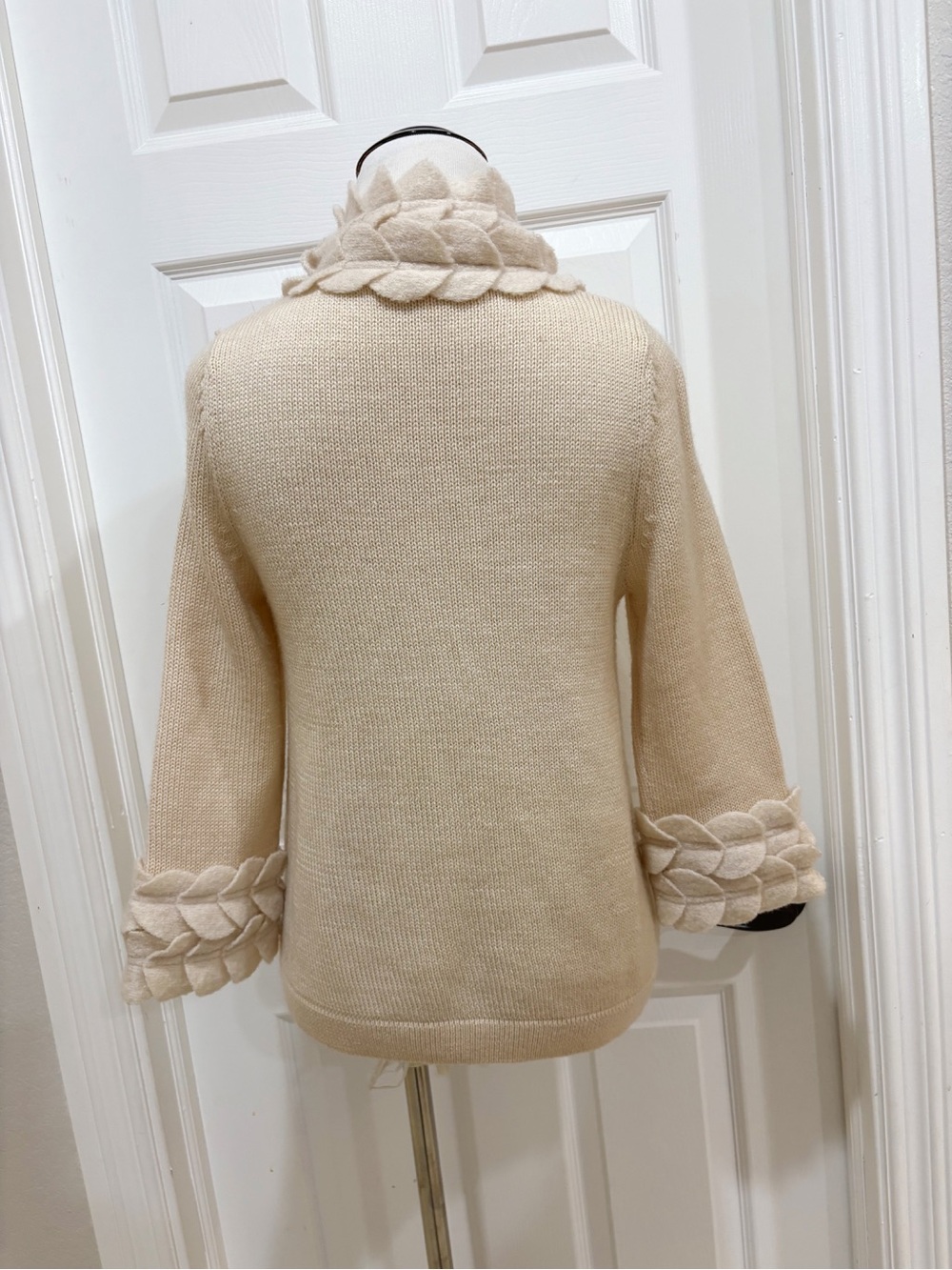 MOTH Anthropologie Wool Womens Cream Decorative Trim Sweater Medium - Picture 3 of 4